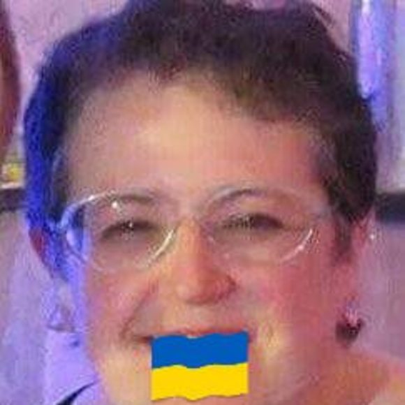 Meet your Posher, Holly - Picture 1 of 1